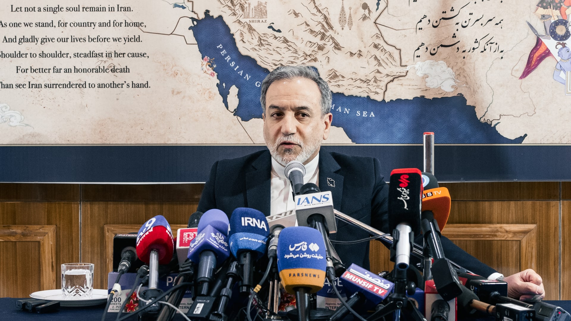عراقجي يتحدث عن "معاناة حقيقية" لتداعيات حرب إيران على أمريكا