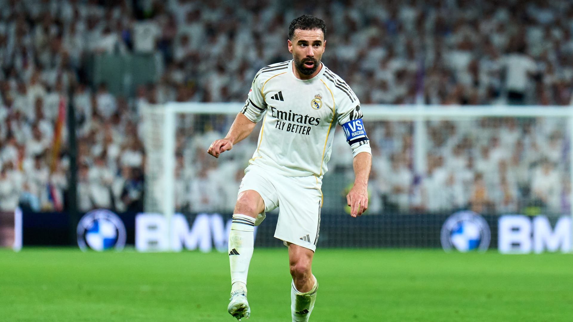 نهاية رحلة كارفخال مع ريال مدريد.. وإقامة حفل تكريمه في هذا الموعد