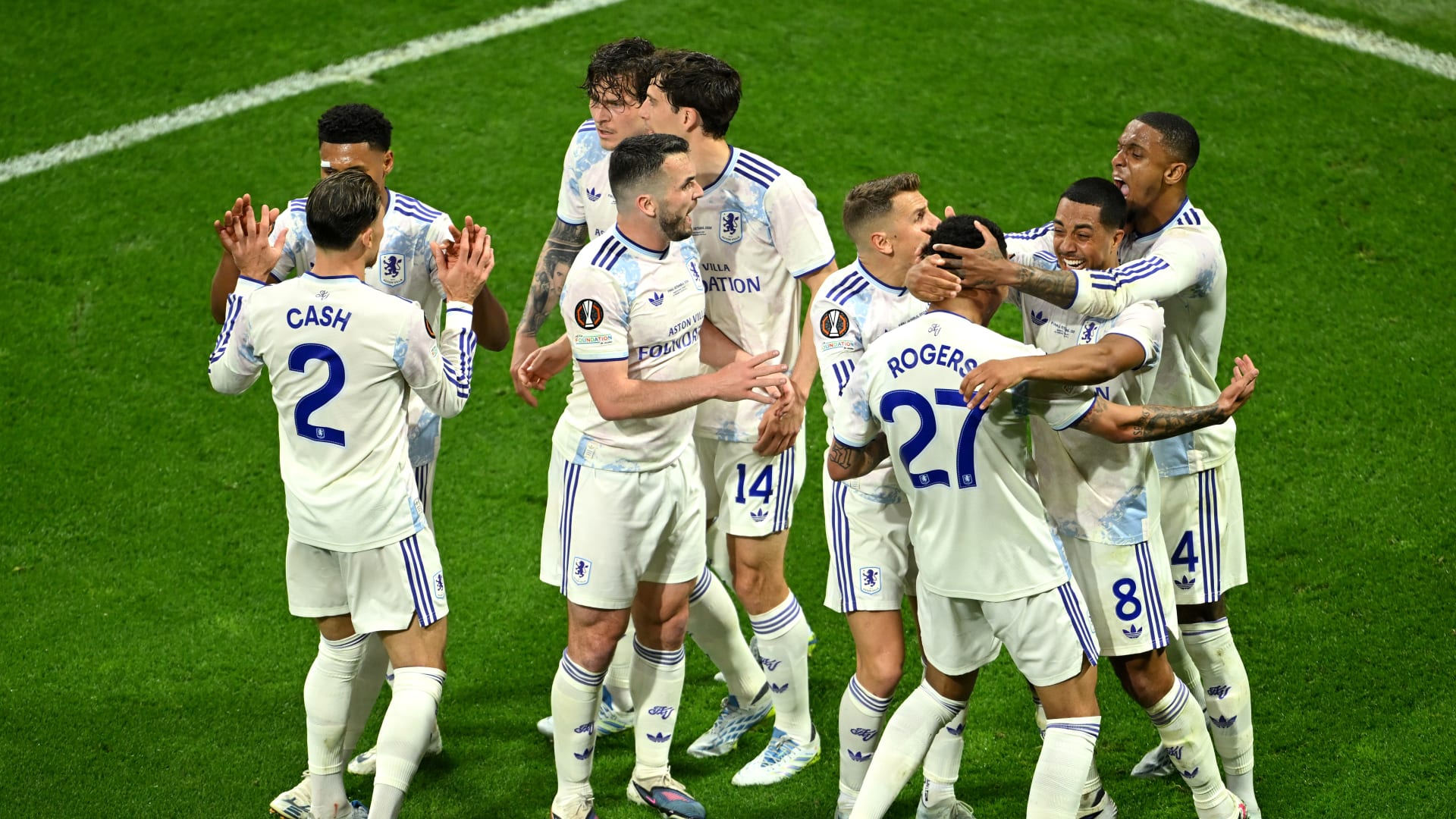 أستون فيلا يفوز بلقب الدوري الأوروبي للمرة الأولى في تاريخه