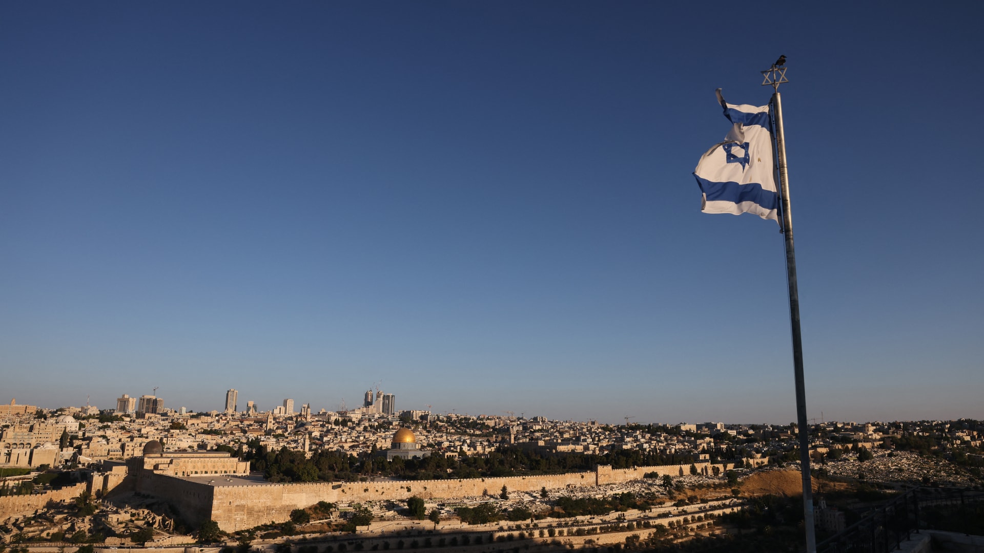 14 دولة تصدر بيانا مشتركا بعد افتتاح إقليم أرض الصومال سفارة له في القدس