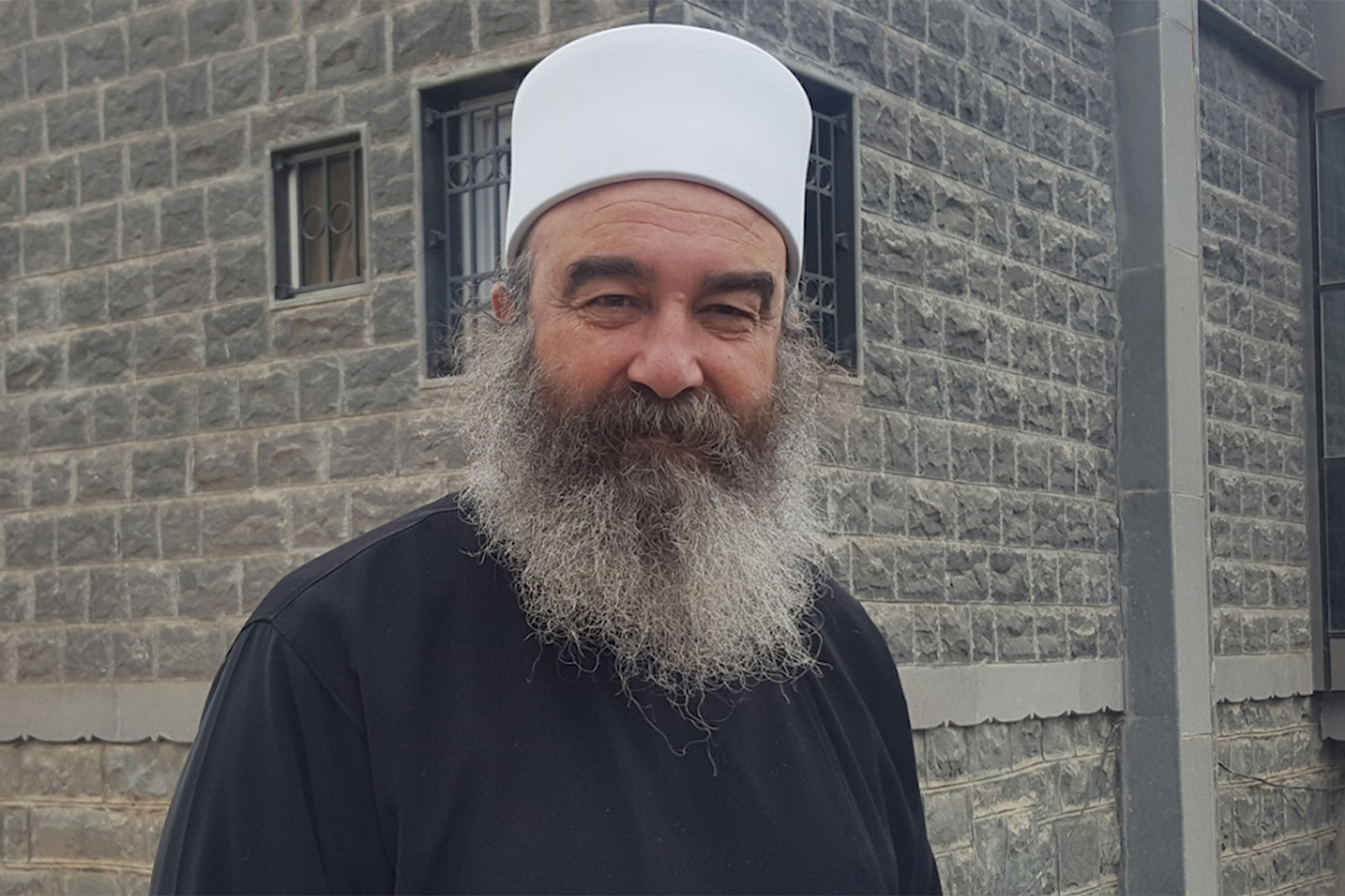 تنسيق أردني سوري لمكافحة المخدرات واتهامات للهجري بقيادة "جمهورية الكبتاغون"
