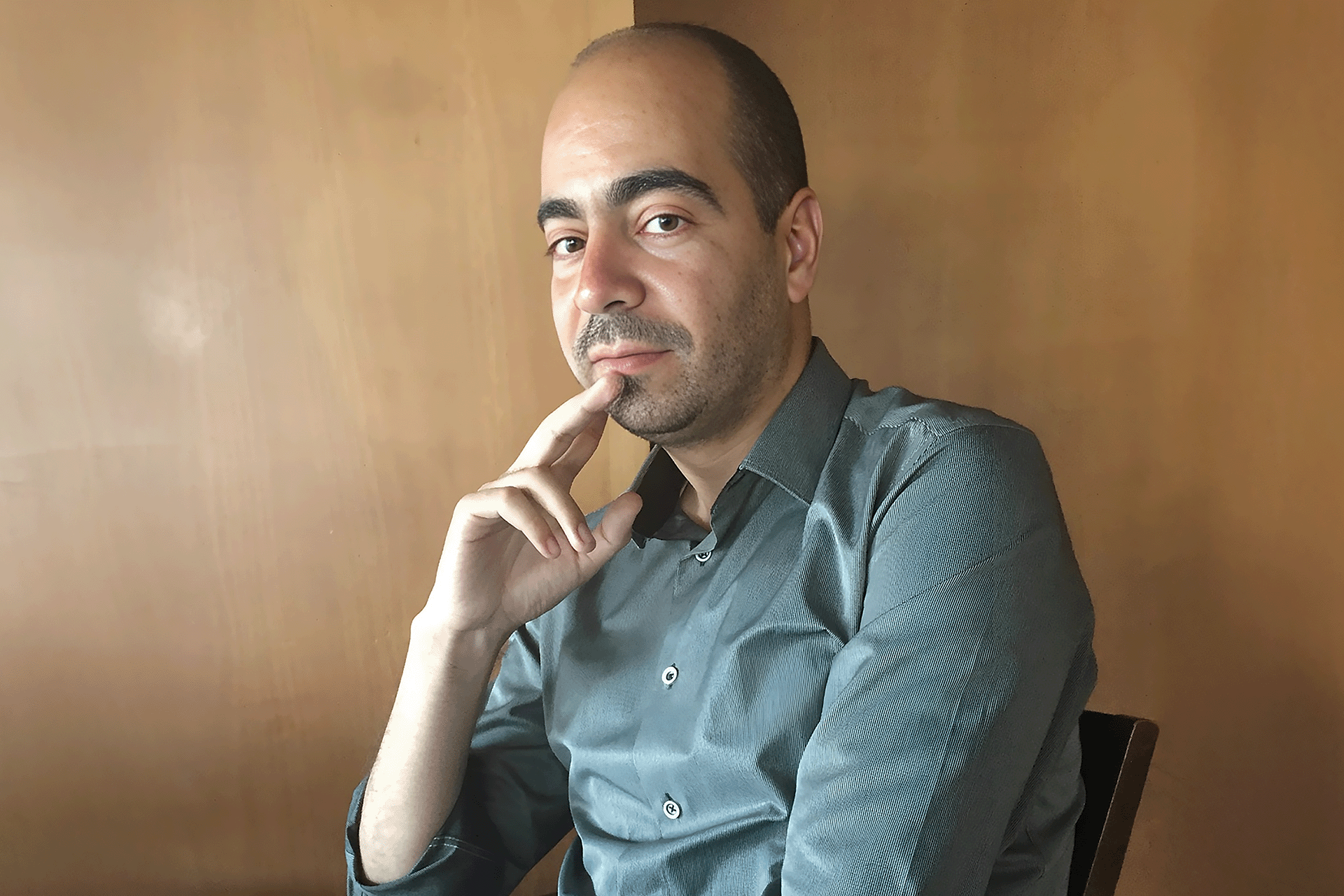 محمد سعيد أحجيوج: لهذا تسقط الرواية العربية في فخ الأيديولوجيا على حساب الفن