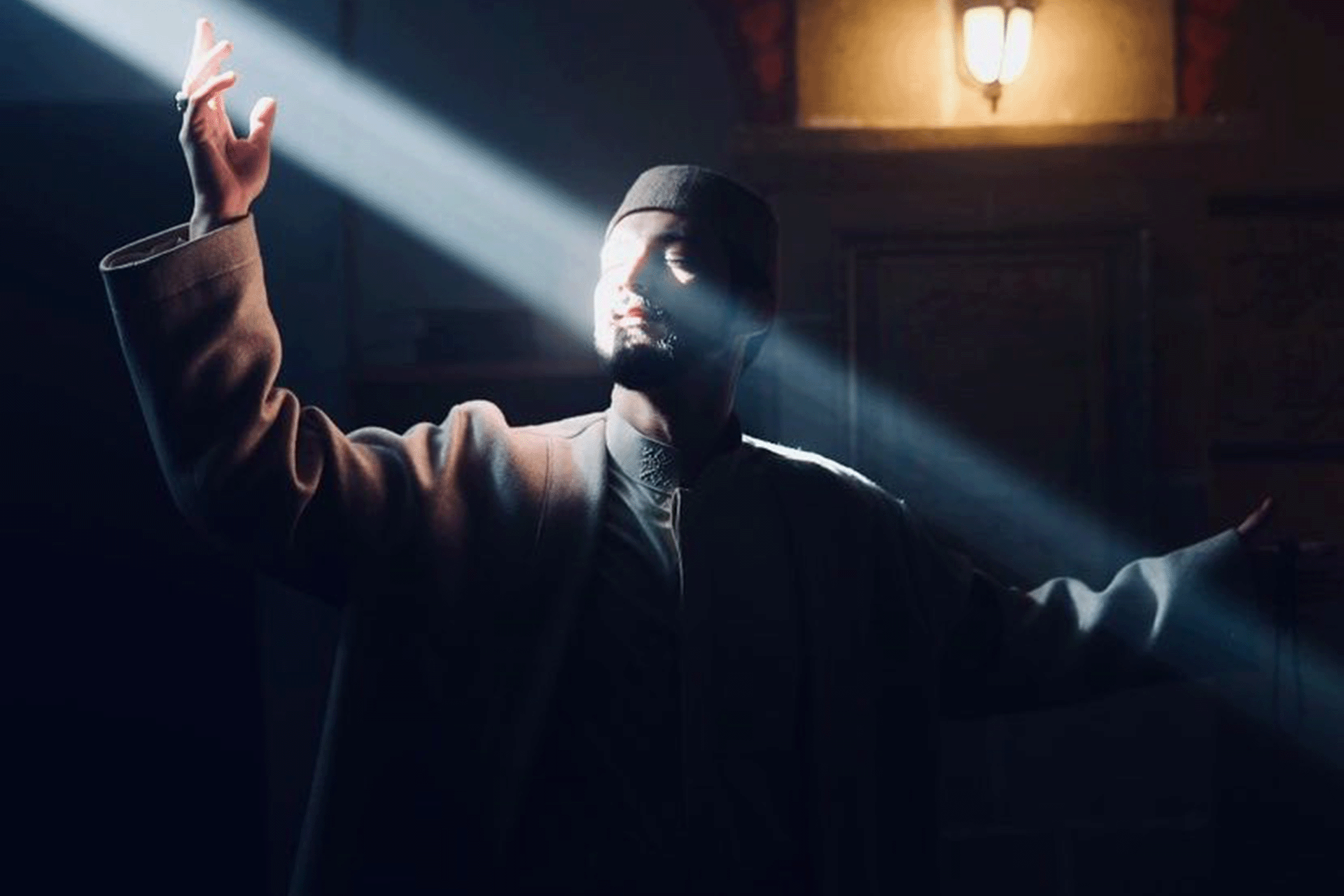 ما سر الشيخ الصوفي الذي ينقذ أبطال الدراما التركية في اللحظة الأخيرة؟