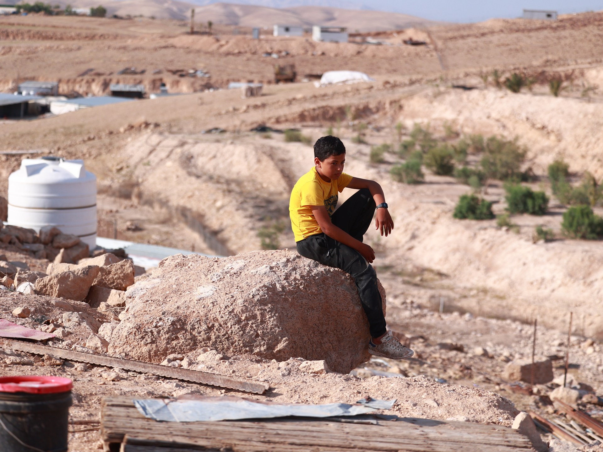عنف المستوطنين يلاحق فلسطينيين مهجرين بالأغوار