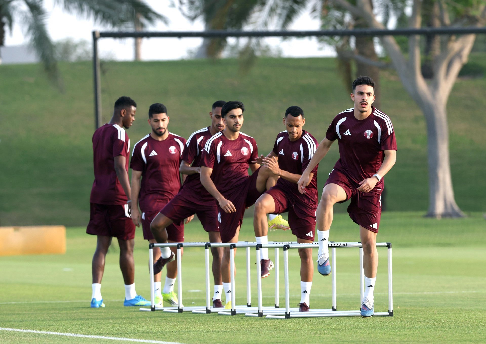 منتخب قطر يواجه السودان وديا استعدادا لكأس العالم في الدوحة