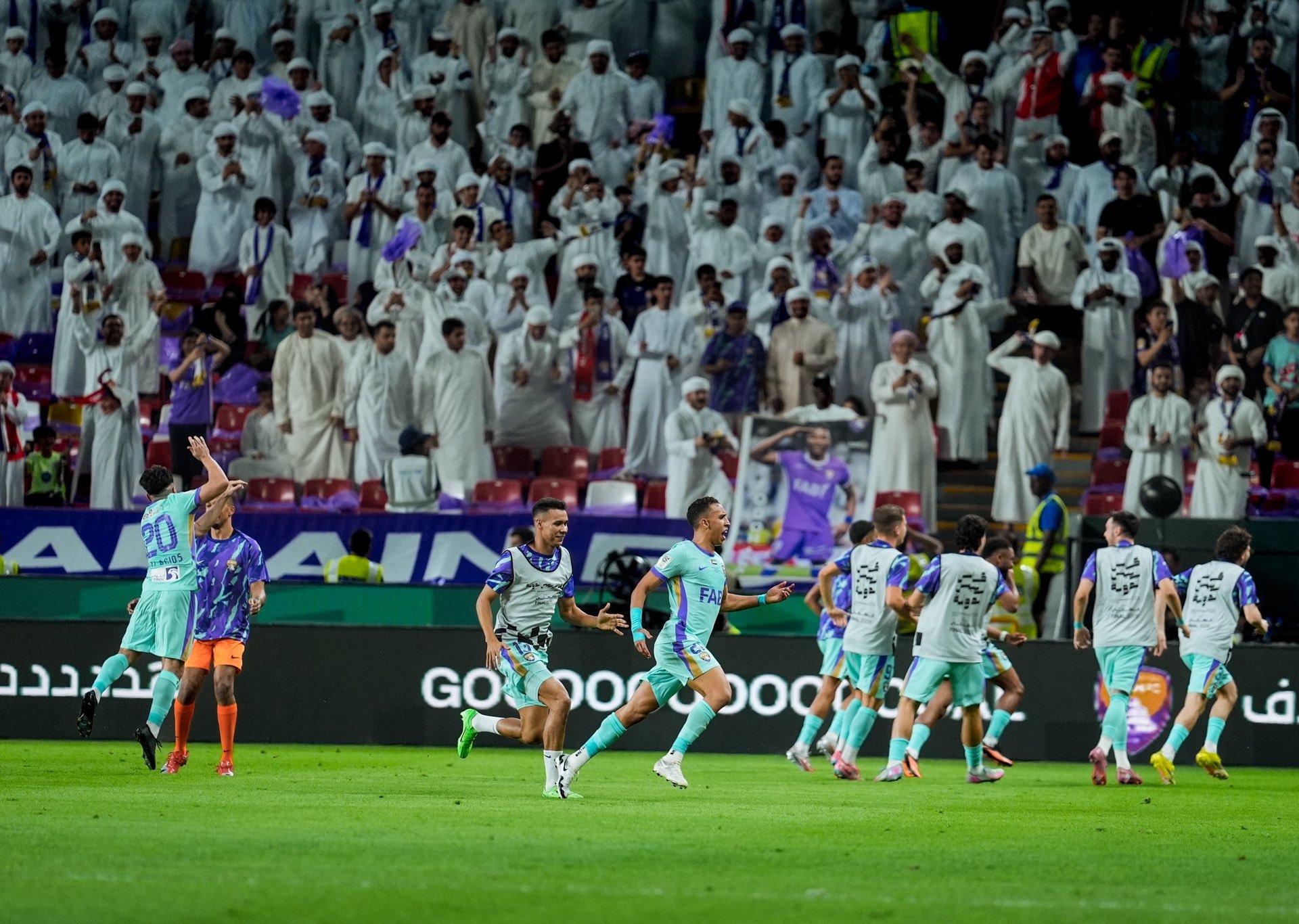بالفيديو.. العين يتوج بطلا لكأس رئيس الإمارات بفوز كبير على الجزيرة