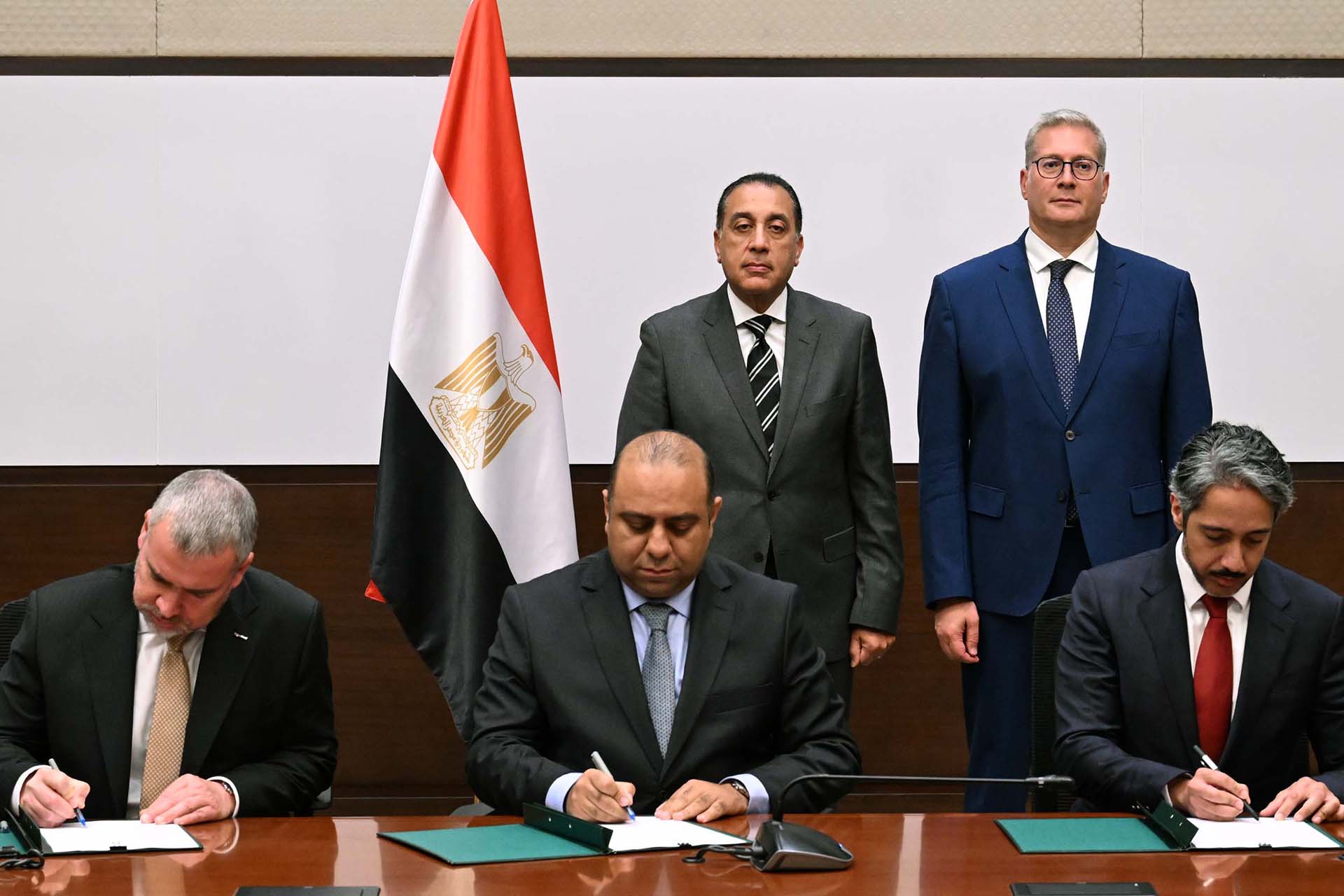 مذكرة تفاهم بين قطر للطاقة ومصر في مجال الغاز