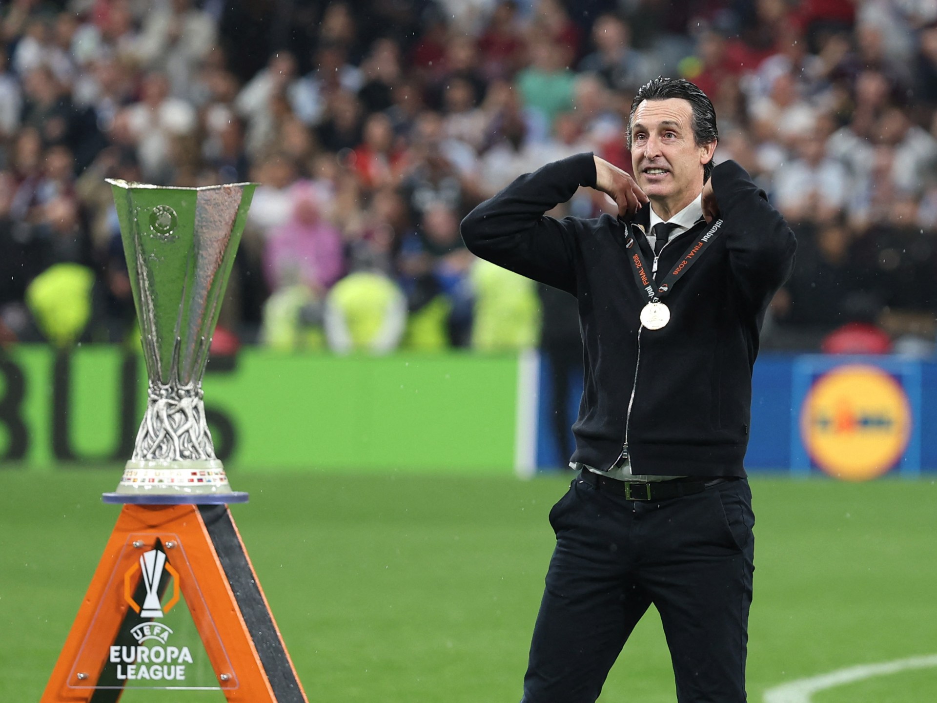إيمري ملك الدوري الأوروبي يعادل إنجازات أنشيلوتي ومورينيو