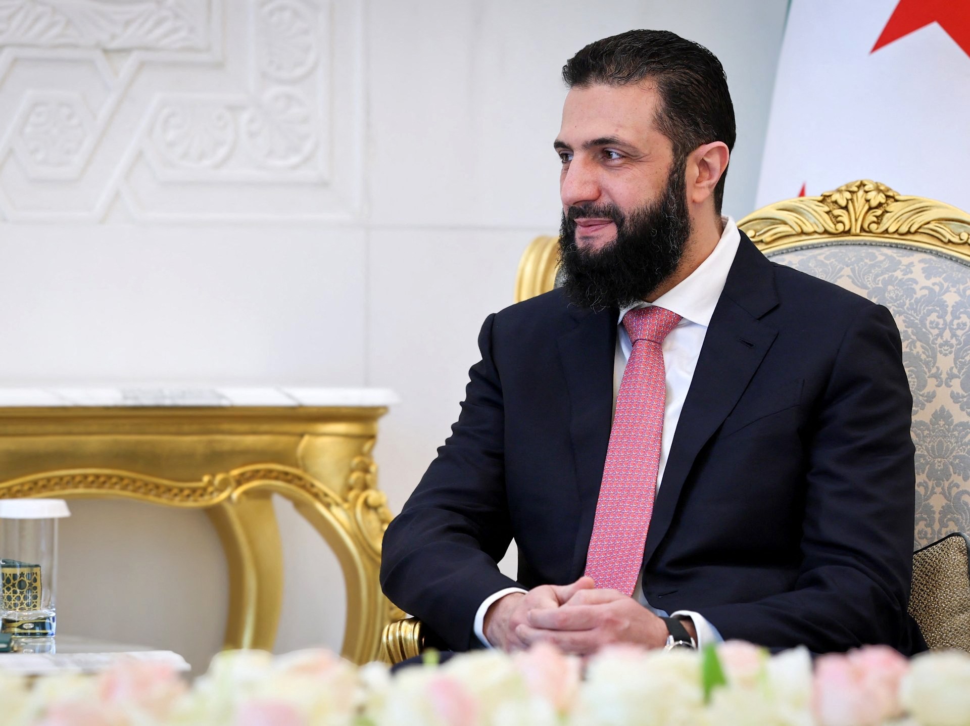 الرئيس السوري يصدر مرسوما يحظر دخول البضائع الإسرائيلية