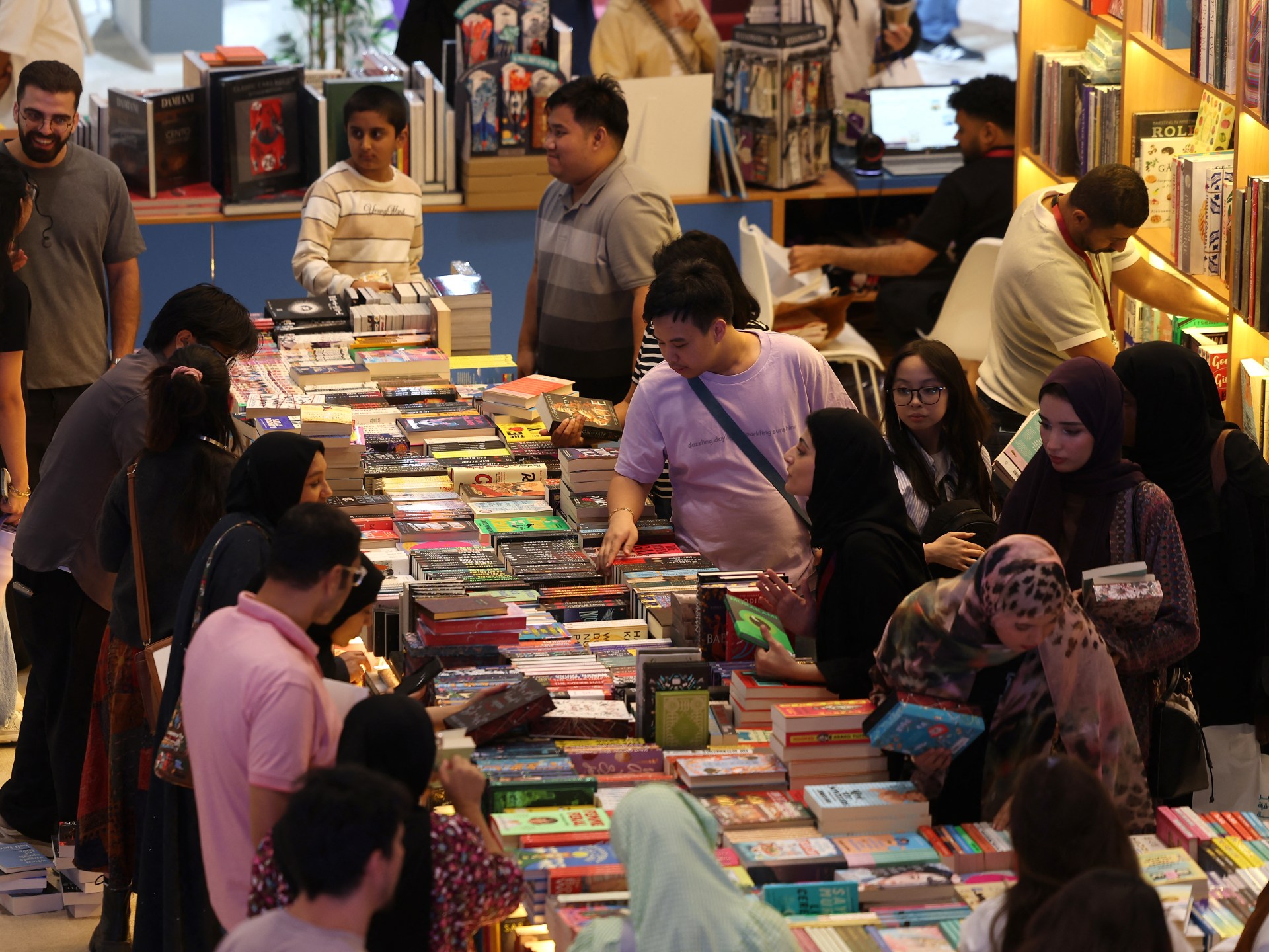 تجارب رقمية وإصدارات تربوية.. كتب الأطفال تخطف الأضواء في معرض الدوحة للكتاب