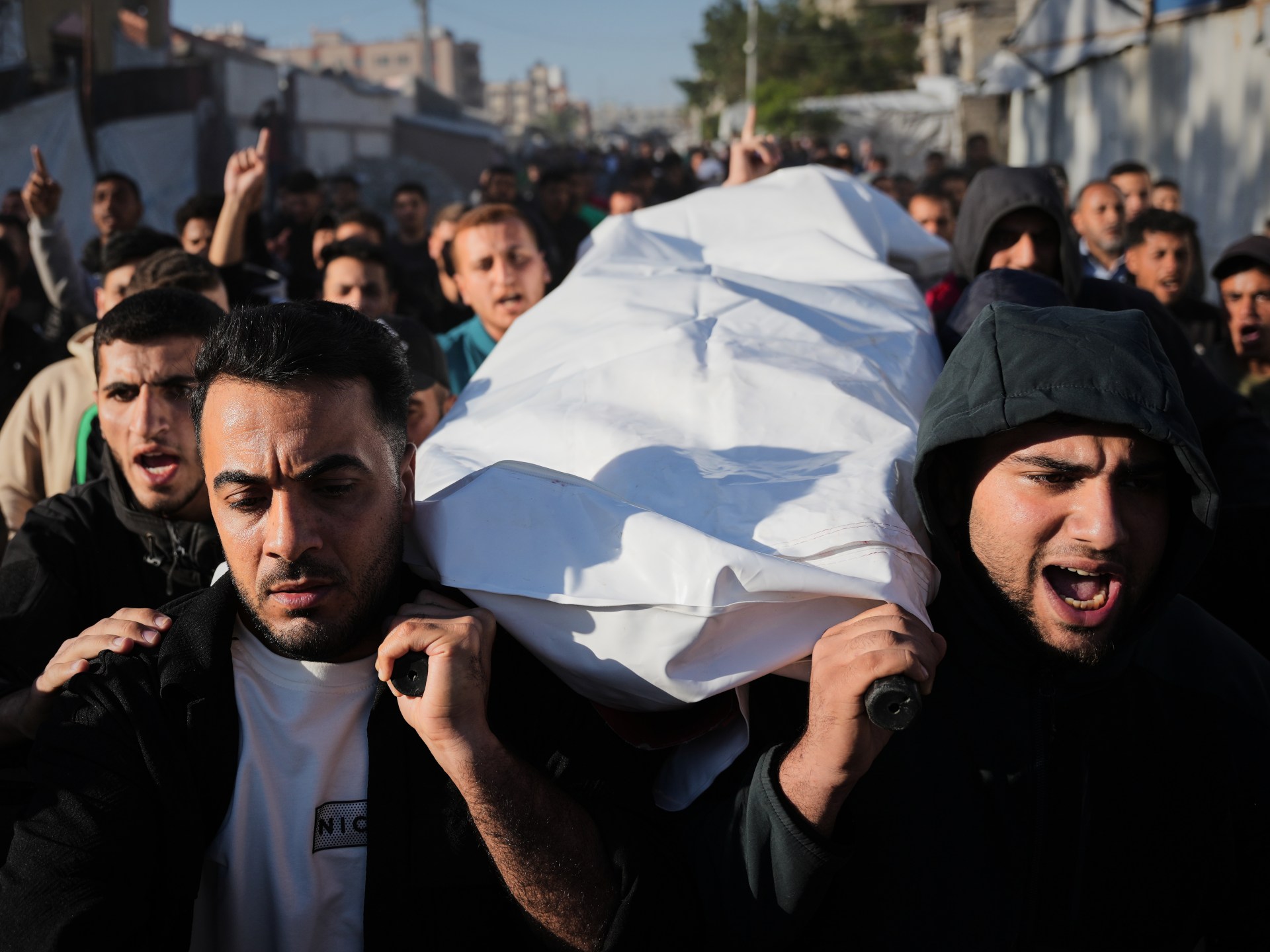 4 شهداء بقصف إسرائيلي على شمال غزة
