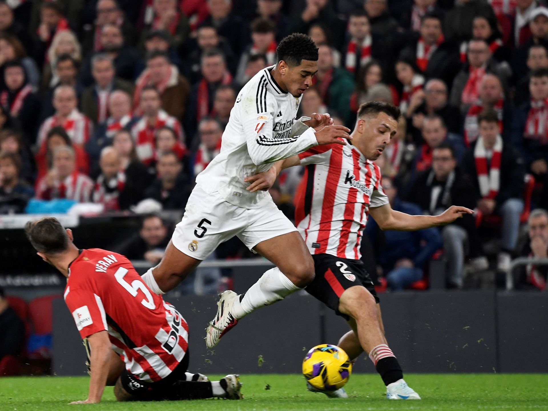 ريال مدريد ضد أتلتيك بلباو في الدوري الإسباني.. الموعد والقنوات الناقلة والتشكيلتان المتوقعتان