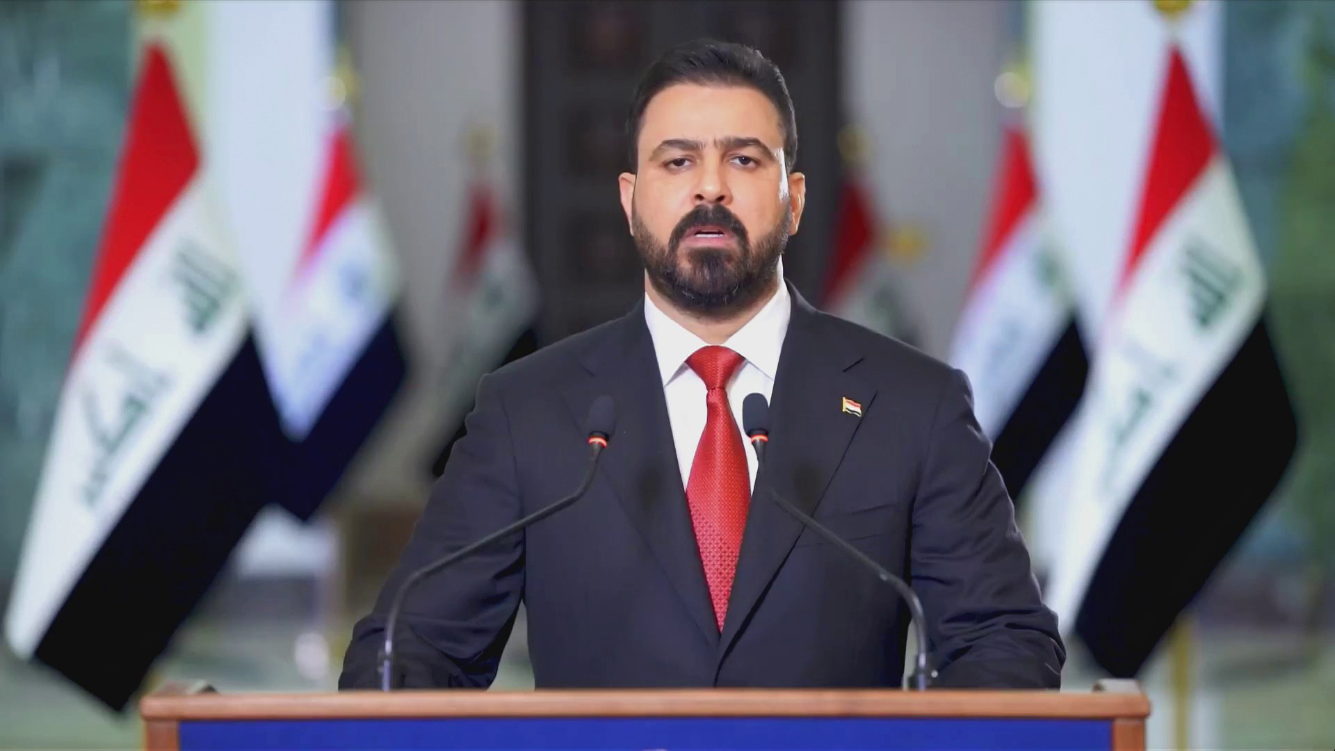 الزيدي يتعهد بمحاربة الفساد وحماية سيادة العراق