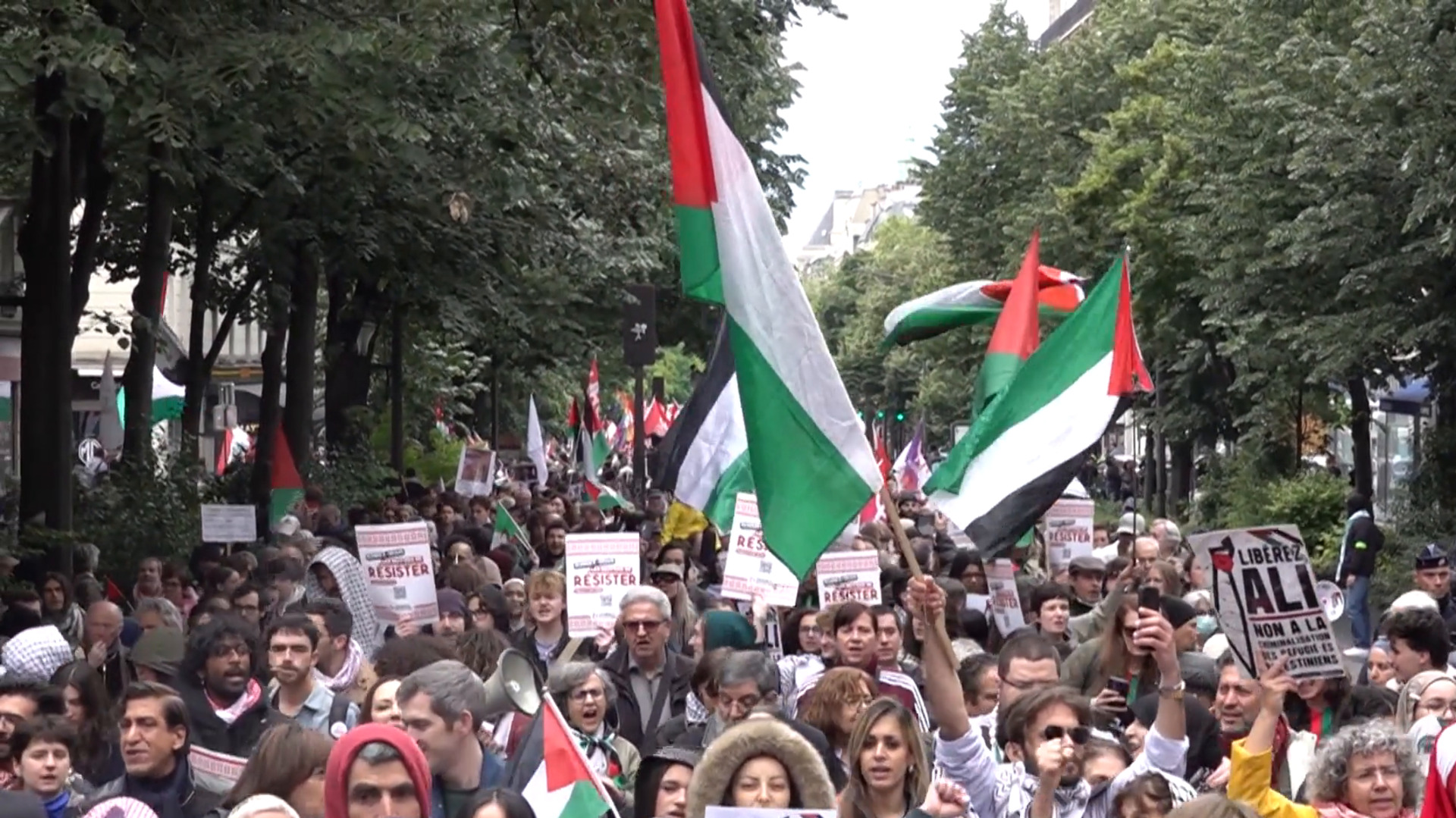 بذكرى النكبة.. مظاهرة في باريس تضامنا مع الشعب الفلسطيني