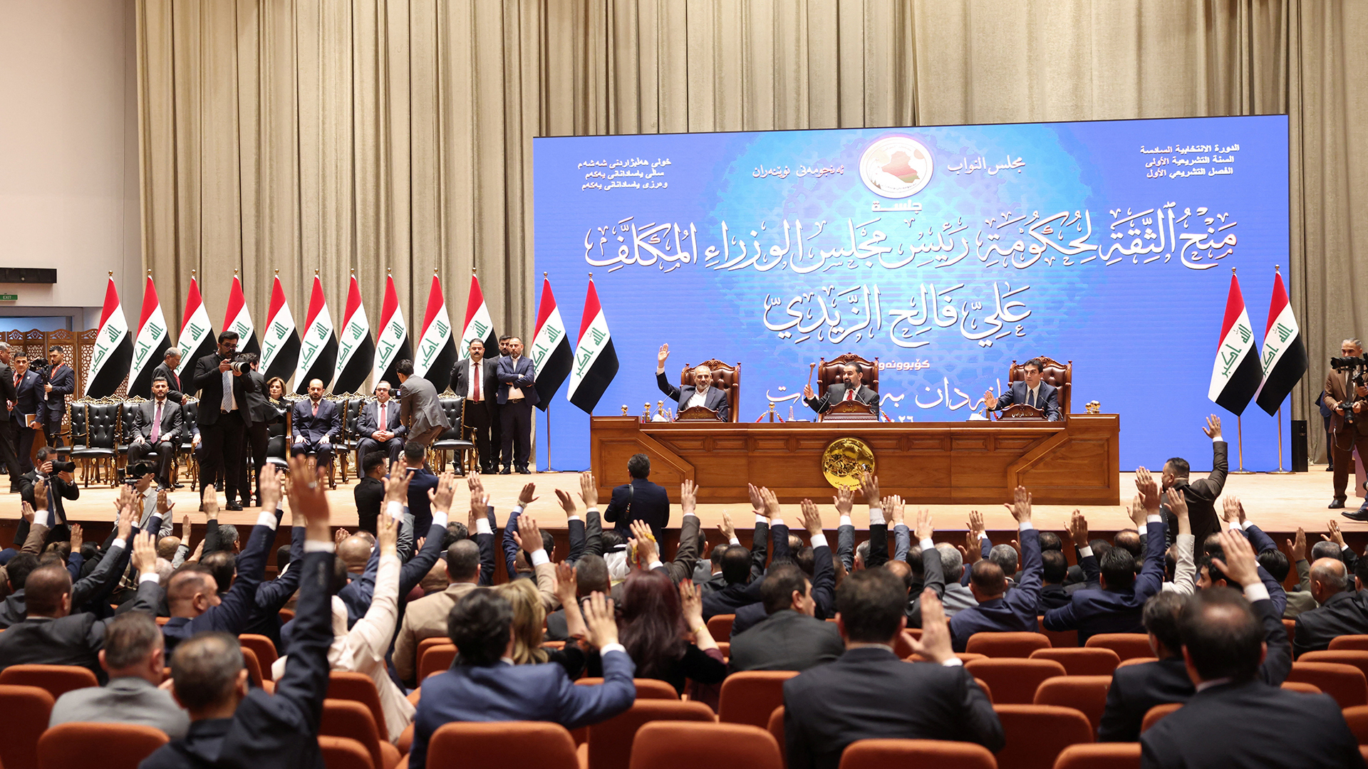 تجدد الخلاف السياسي في العراق بشأن توزيع الحقائب الوزارية