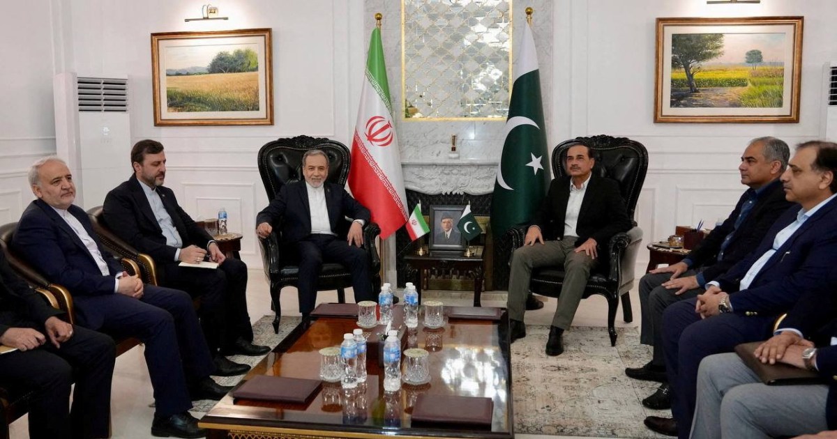 إيران تتلقى ردا أمريكيا على مقترحاتها وتجهز جوابا عليه