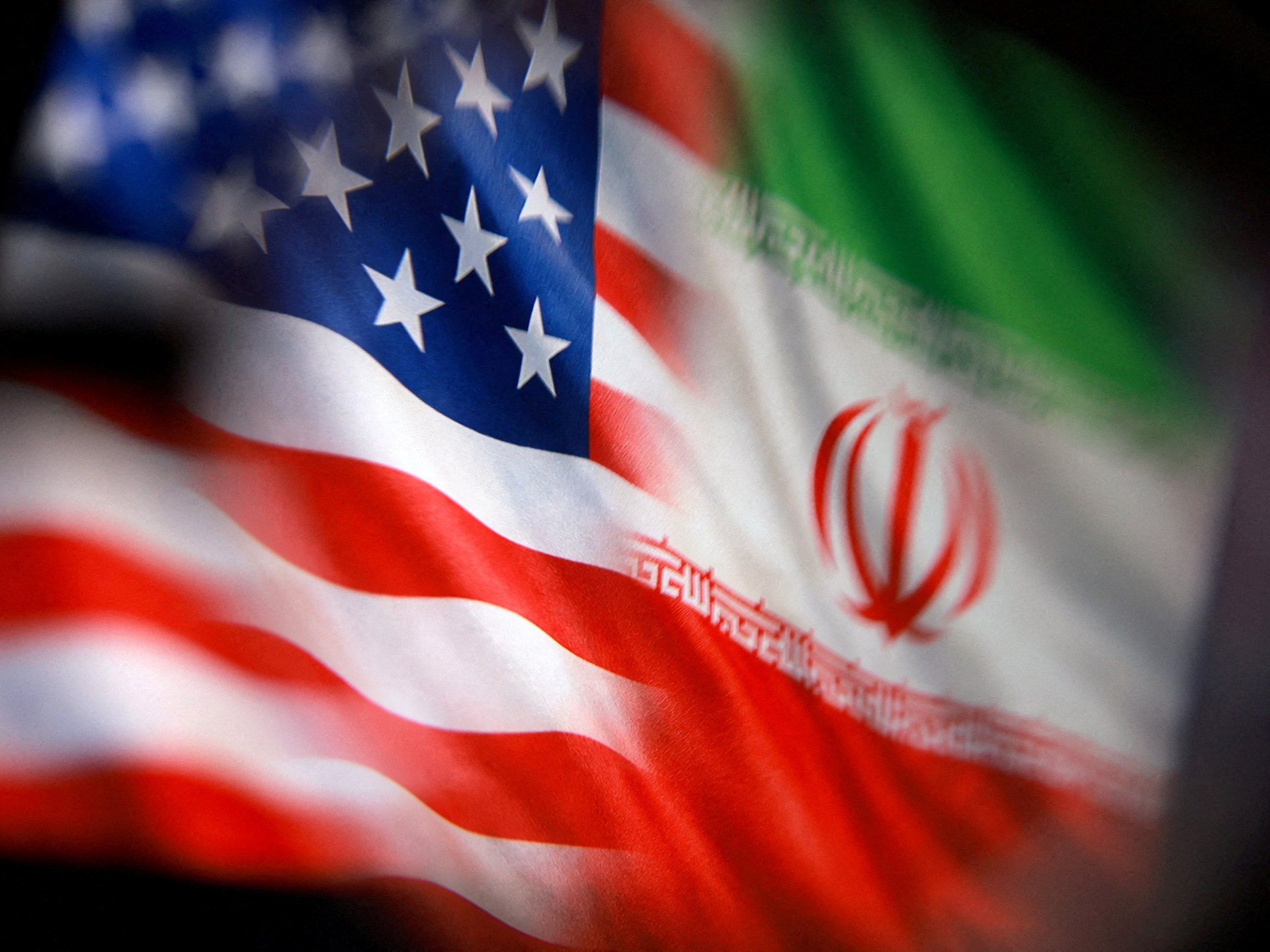 طهران تشكك وترمب يتشدد.. ما الذي أخر مستجدات مباحثات واشنطن وطهران؟