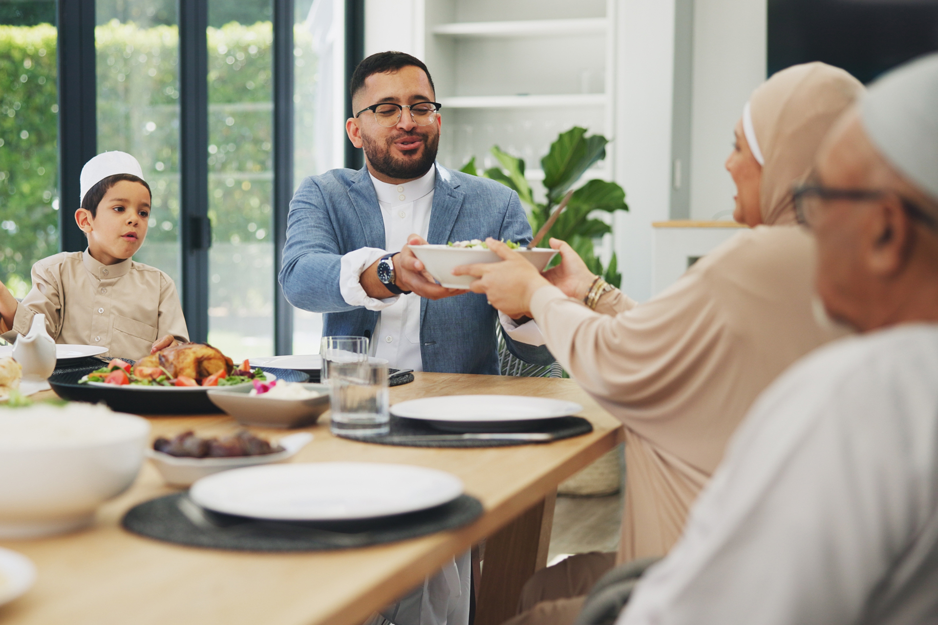 هل يتحول طعام العيد إلى مجرد "نكهة لحم"؟ الكلفة تغيّر موائد العرب
