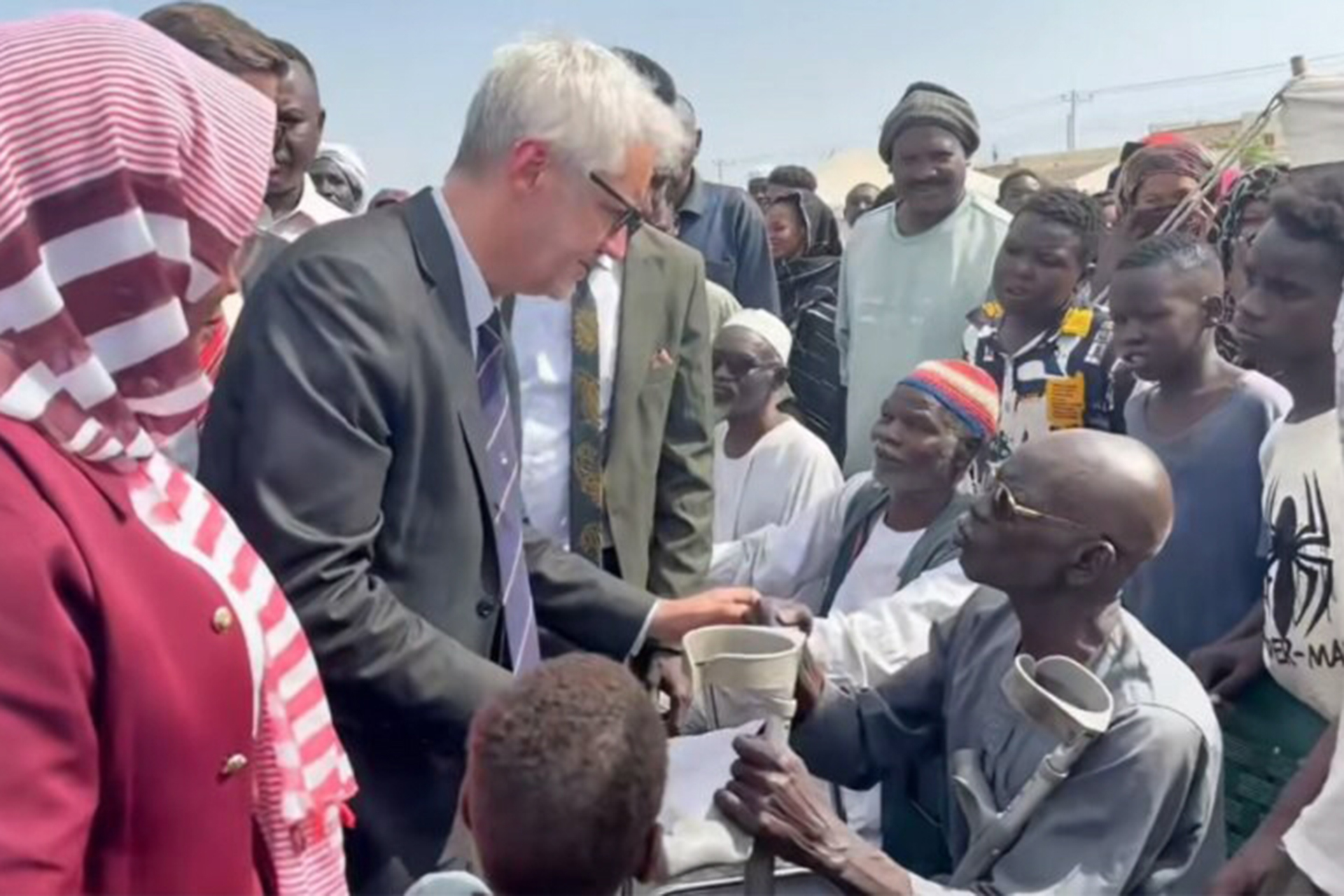 أمام مشرعين فرنسيين.. ضحايا الحرب في السودان يروون مآسيهم
