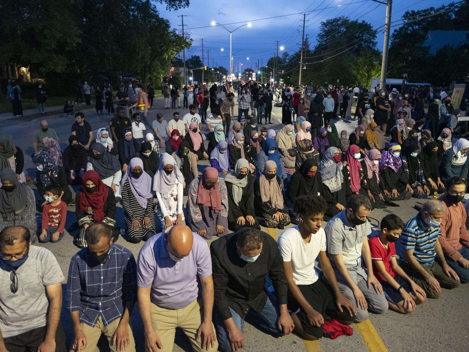 مسلمو كندا يطالبون الحكومة بمكافحة الإسلاموفوبيا