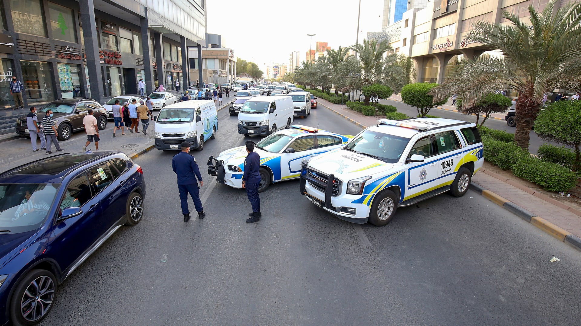 الكويت.. وزير الداخلية يأمر بالتحرك بعد هروب 3 نزلاء من المؤسسات الإصلاحية