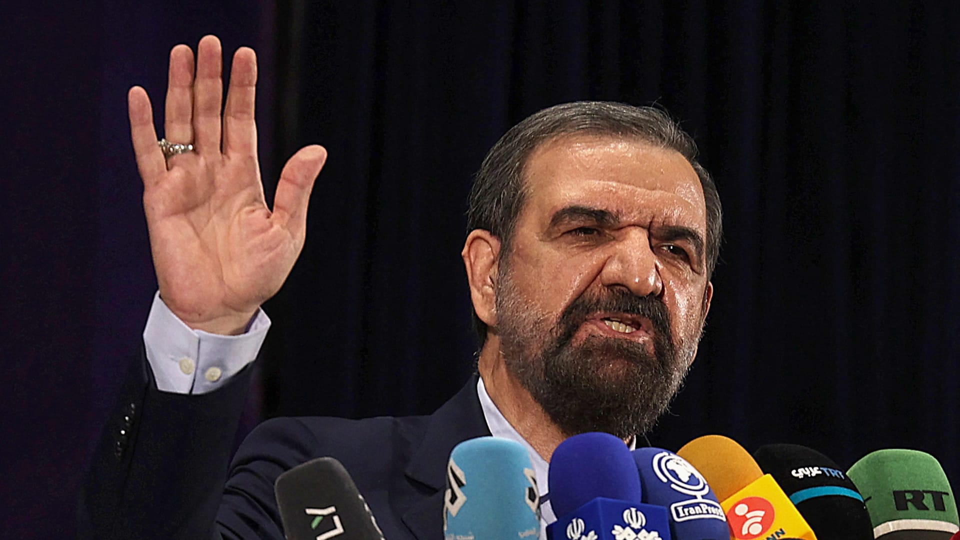 مستشار المرشد الإيراني لـCNN: أي اتفاق مع أمريكا سيتوقف على الإفراج عن "24 مليار دولار"