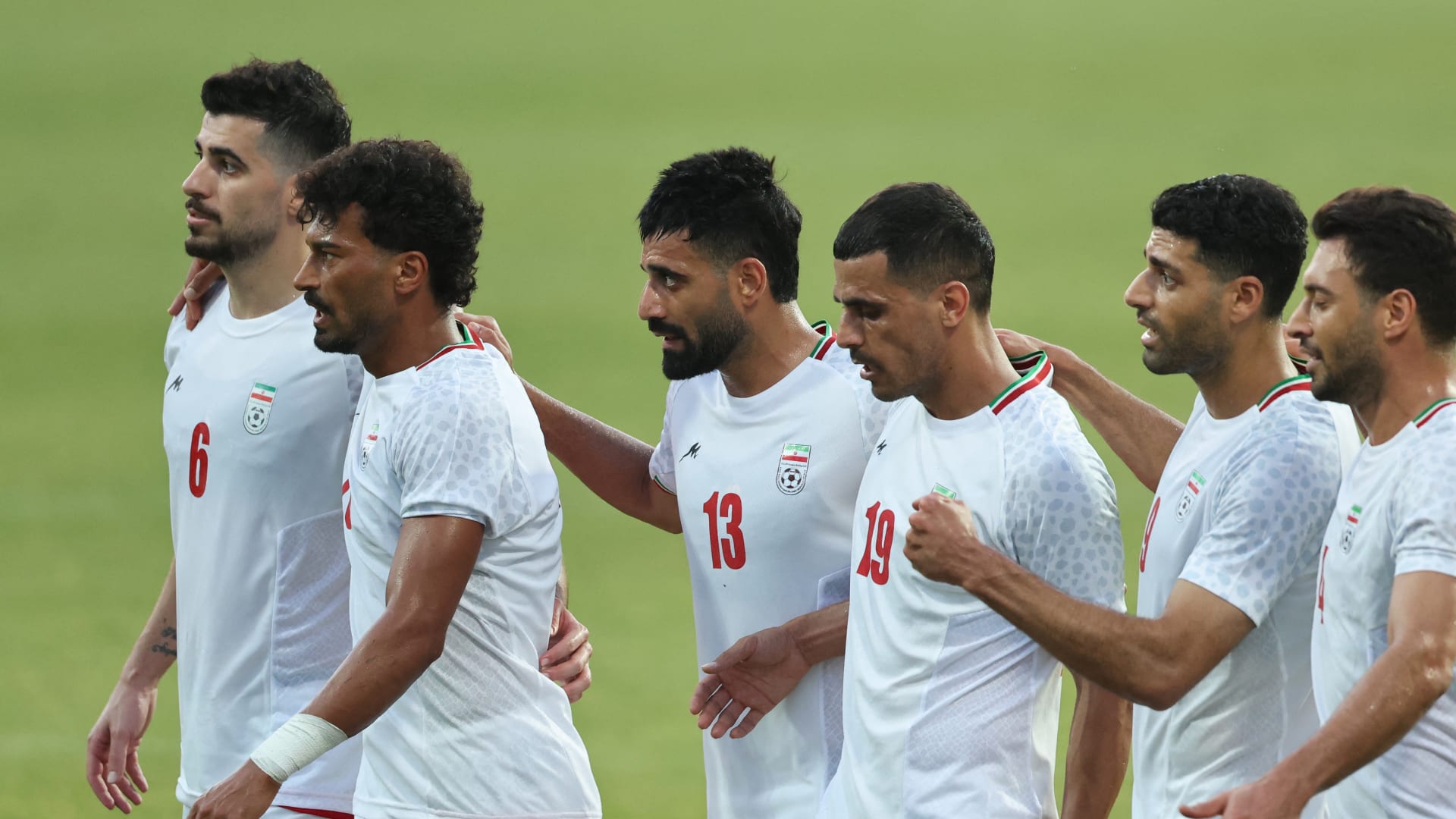 كأس العالم.. مسؤول رياضي إيراني ينتقد بشدة عرقلة أمريكا لسفر اللاعبين