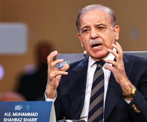 باكستان: أمريكا وإيران توصلتا إلى نص نهائي لاتفاق السلام