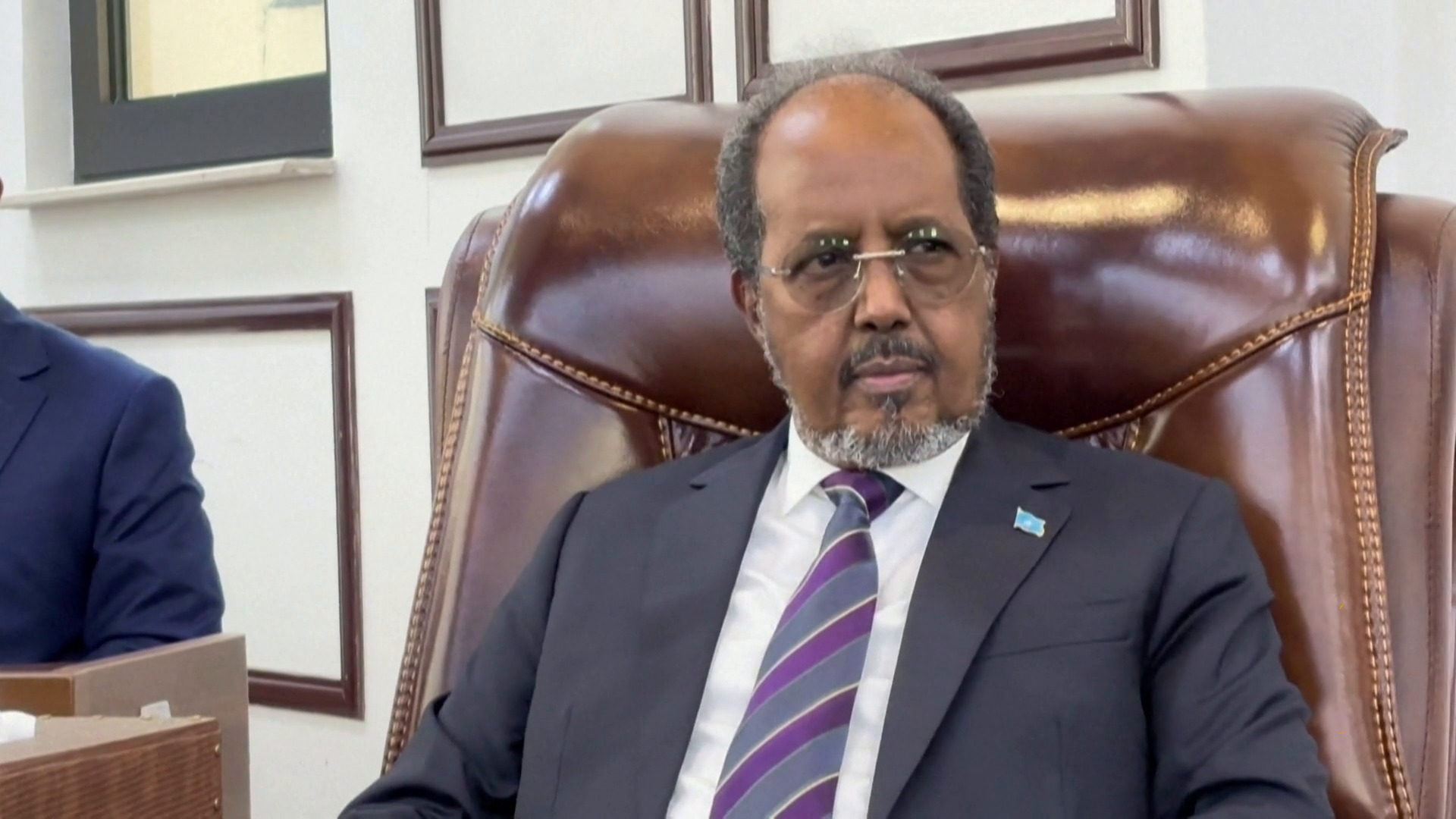 أزمة سياسية يواجهها الصومال تعيد إلى الواجهة الخلاف بين السلطة والأقاليم