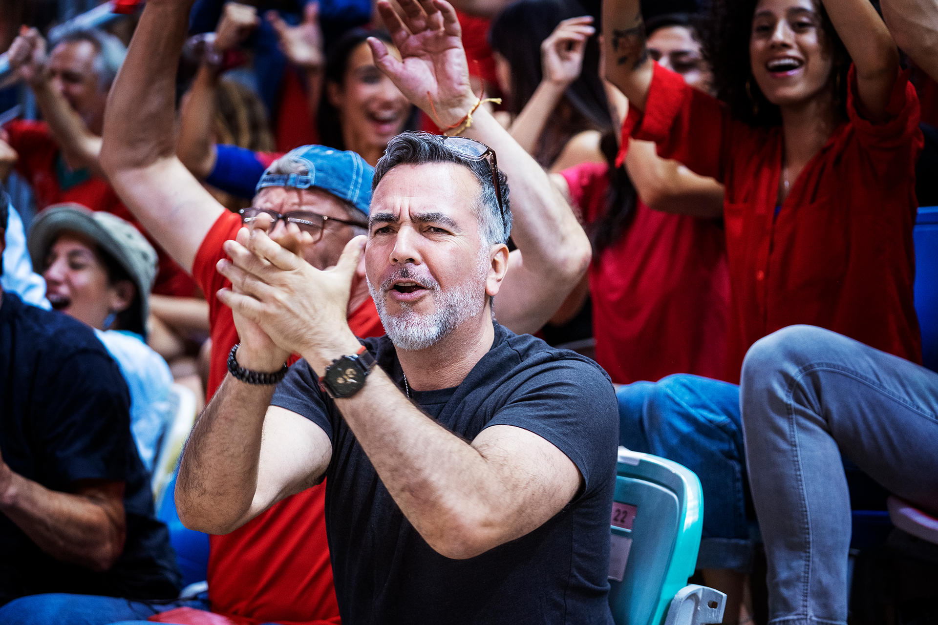 اللاعب الذي لا يعرفك.. لماذا تشعر أنه فرد من عائلتك؟