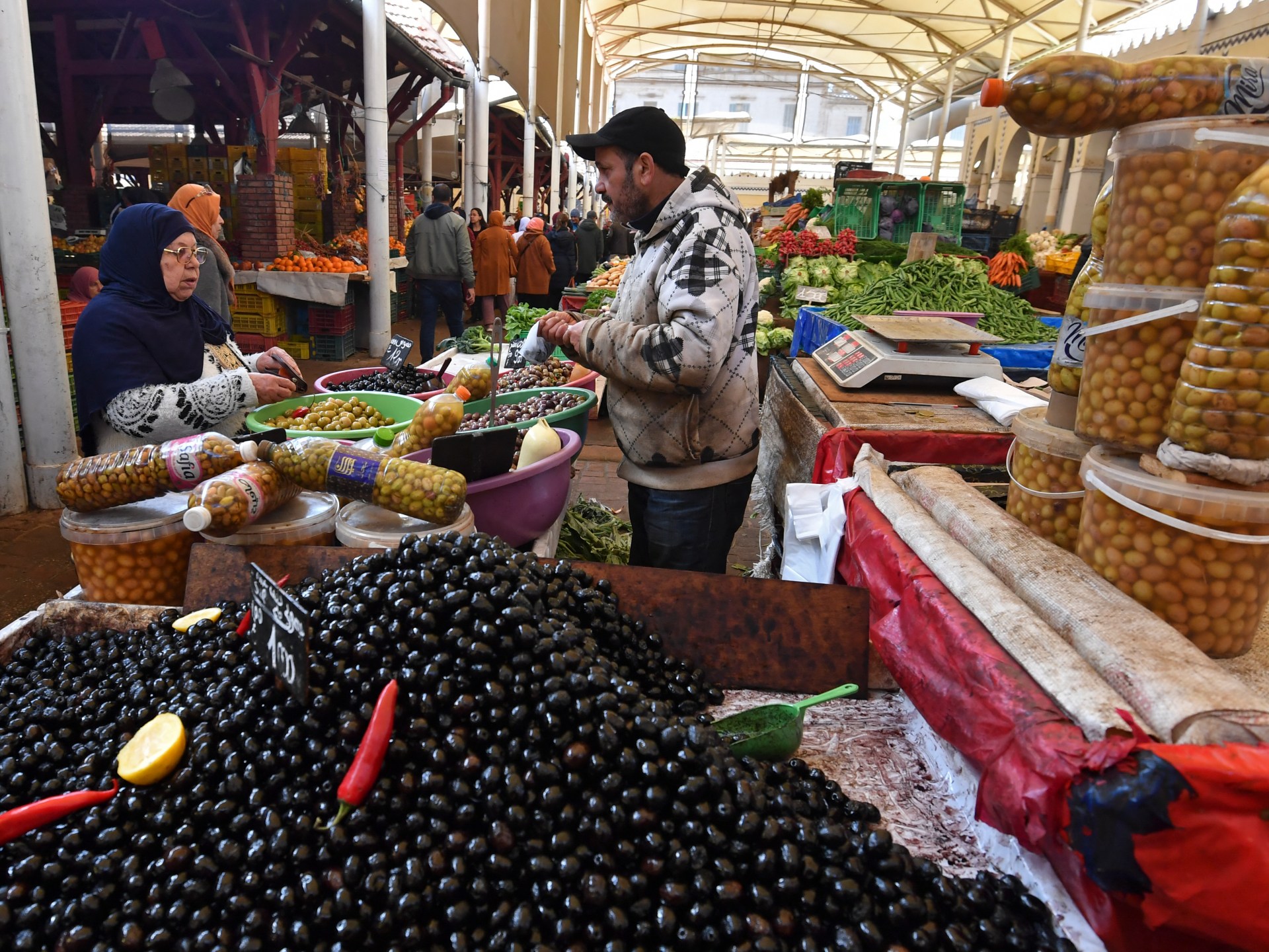 تونس.. التضخم عند مستوى 5.5% للشهر الثاني